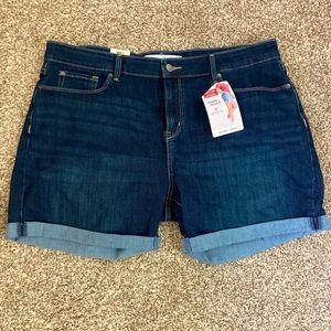 Brand New Levi’s shorts